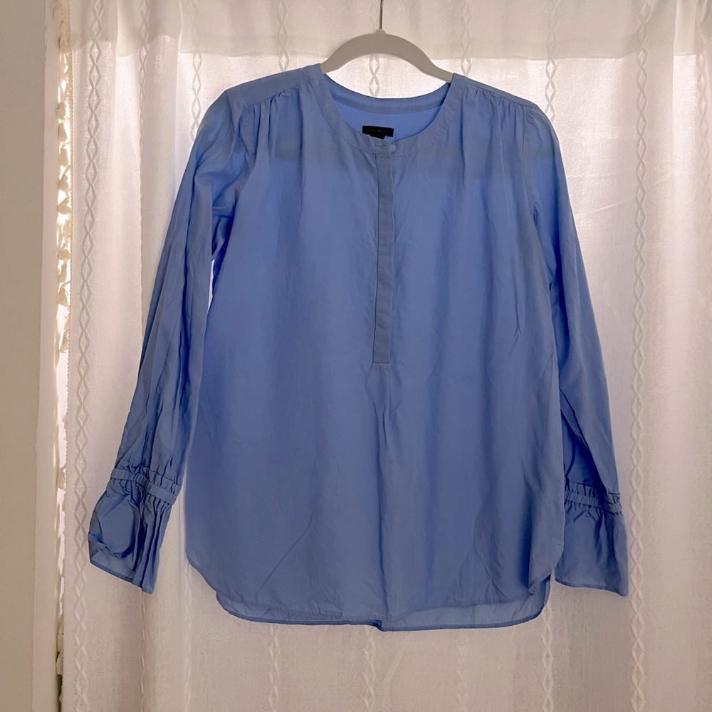 XXS Ann Taylor Light Blue Blouse, like new